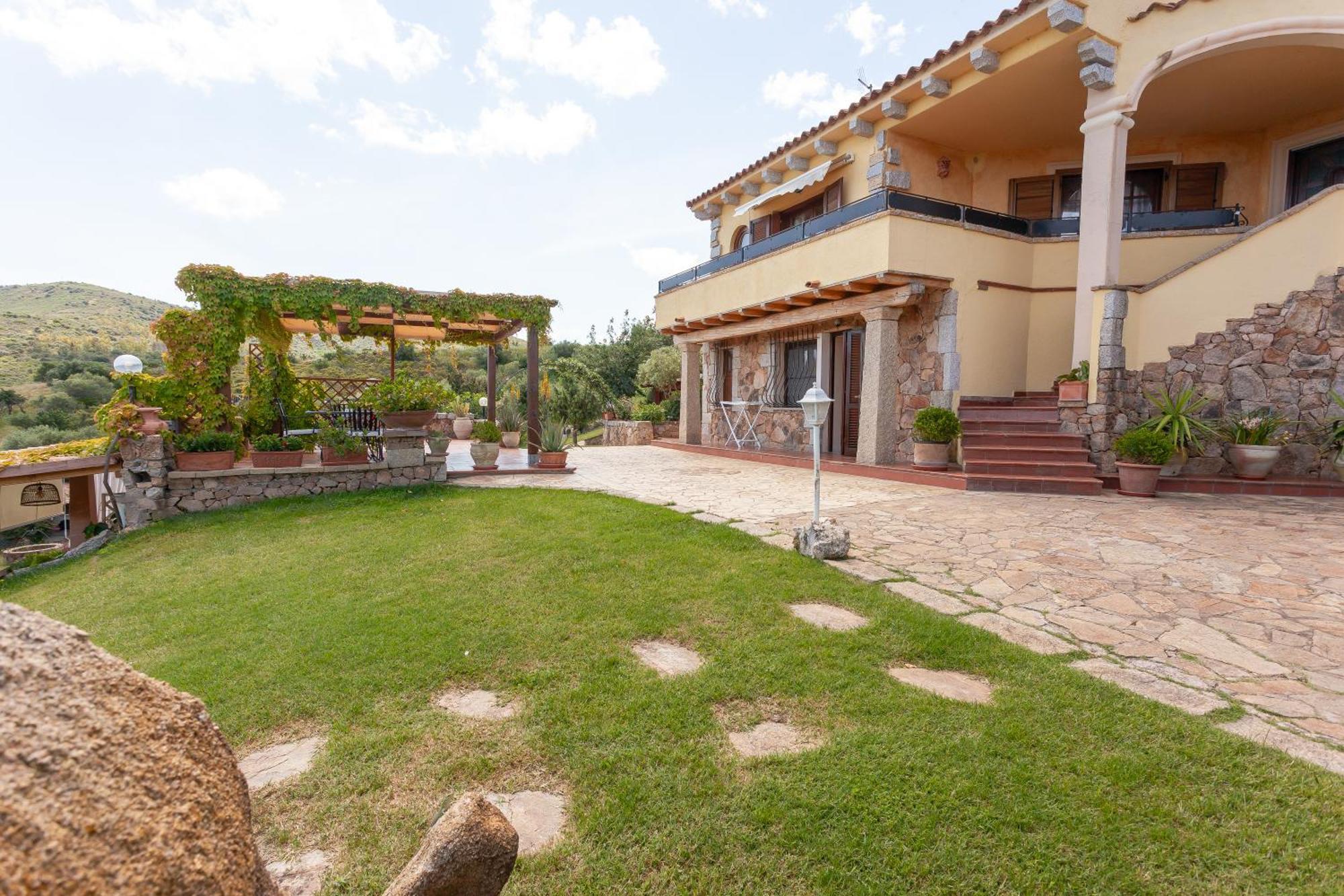 Hotel Domus Francy San Teodoro  Exterior foto