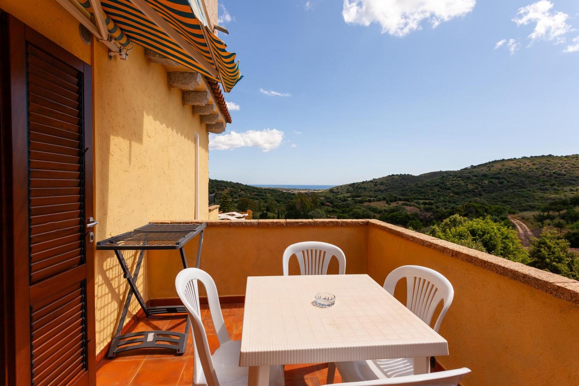 Hotel Domus Francy San Teodoro  Exterior foto