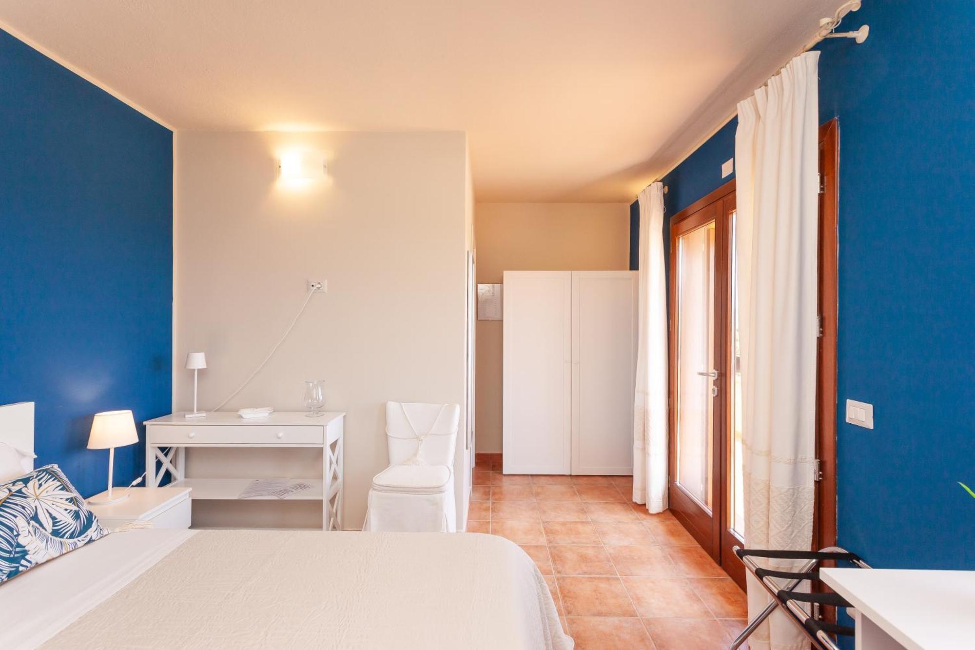 Hotel Domus Francy San Teodoro  Exterior foto